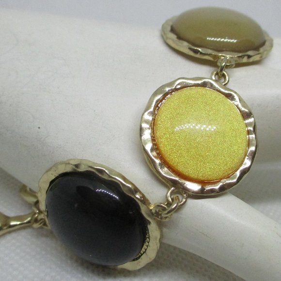 Sparkle Lucite Cabochon Bracelet - Picture 3 of 10
